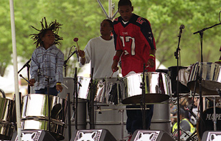 merlefest2002image43